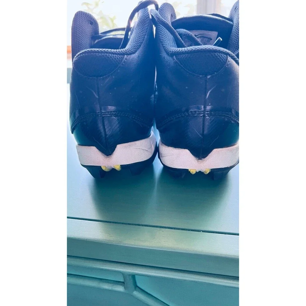 Nike Alpha Football Cleats M11